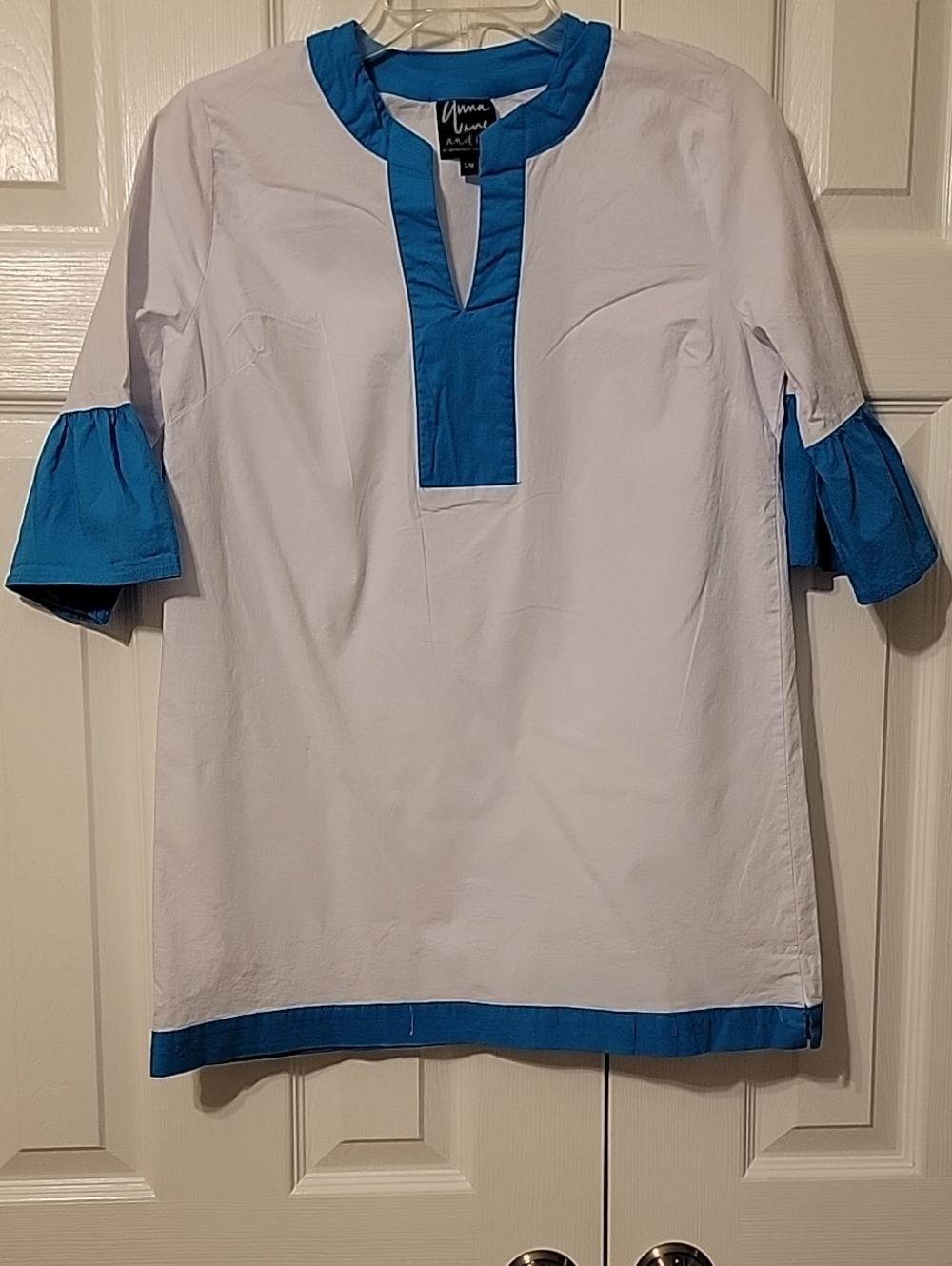Anne Klein White Tunic with Blue Trim